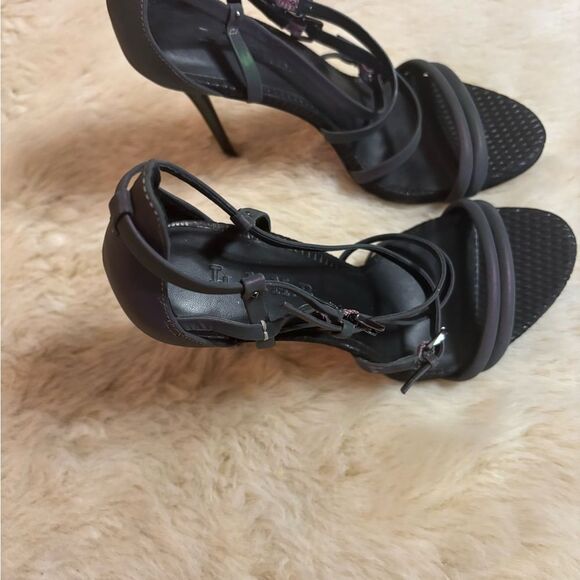 L.A.M.B. Black and Gray Stiletto Heels with Strappy Design - Picture 9 of 10